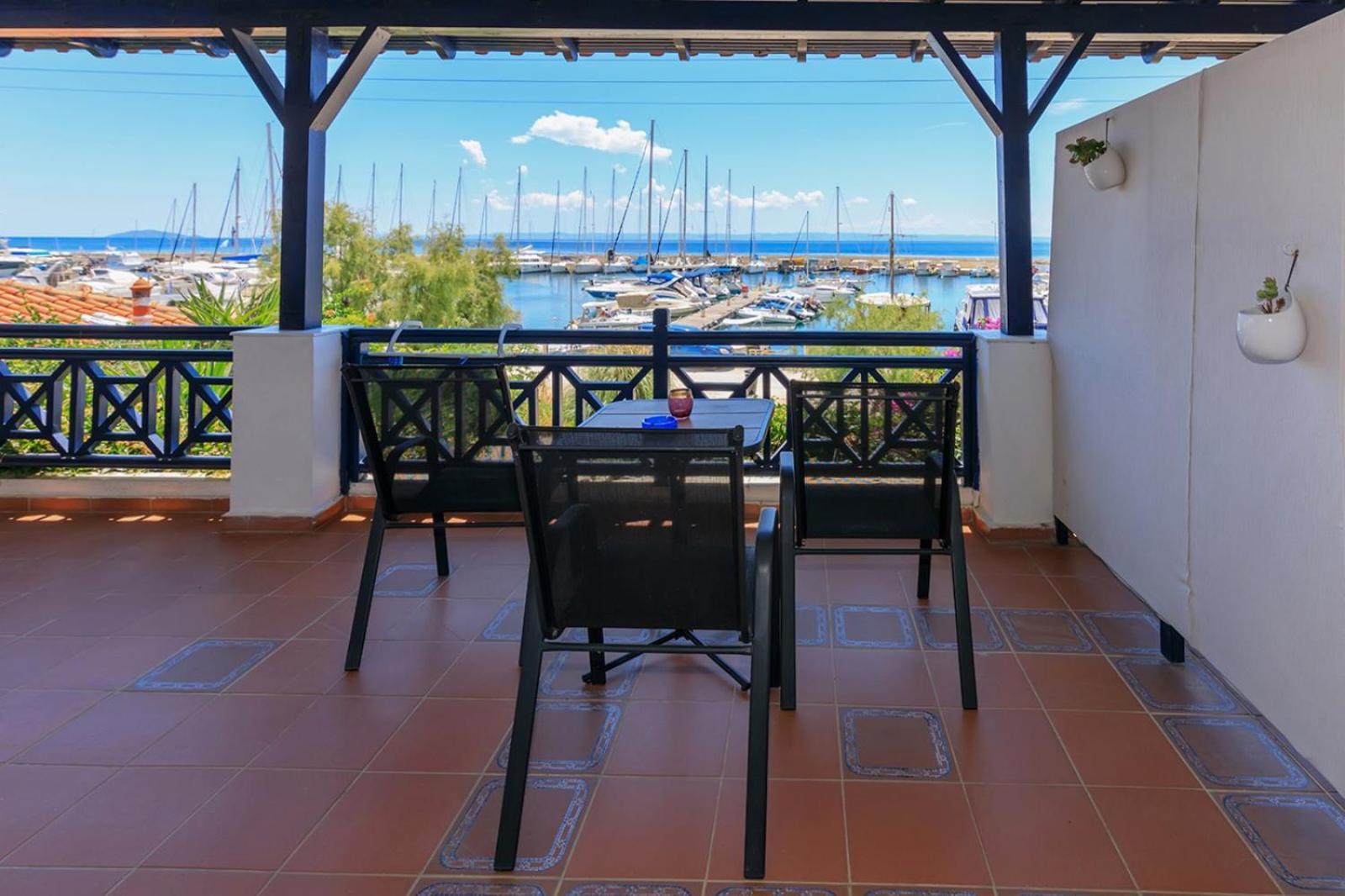 Appartamento Nikiti Seafront Blue Esterno foto